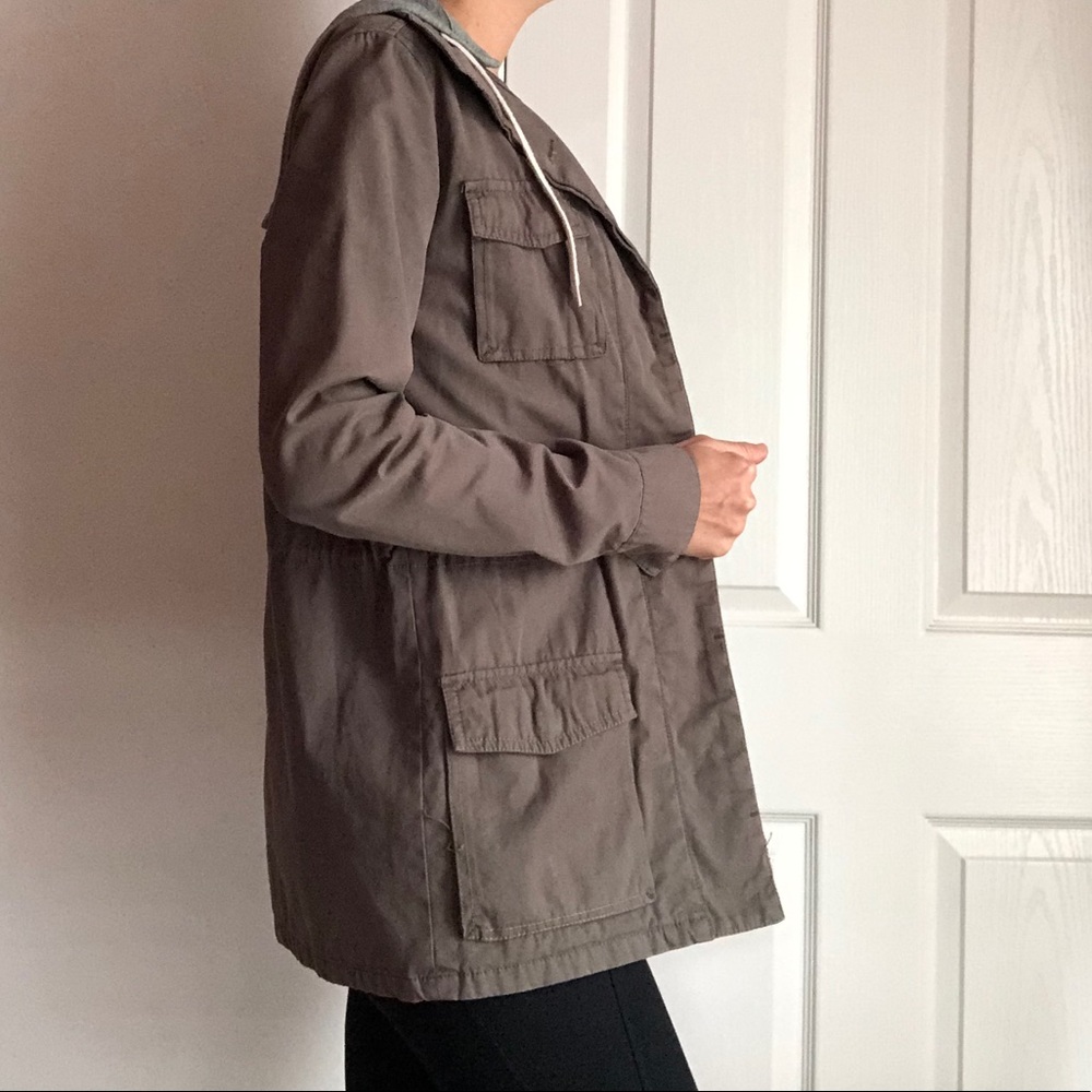 Utility Jacket - Picture 3 of 7
